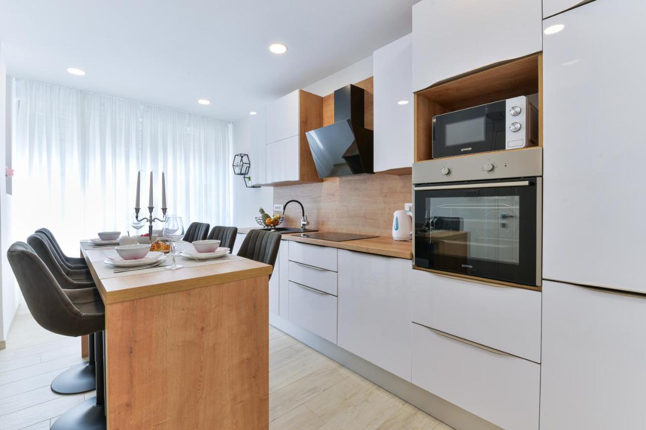 Zara Lumina Apartment Экстерьер фото