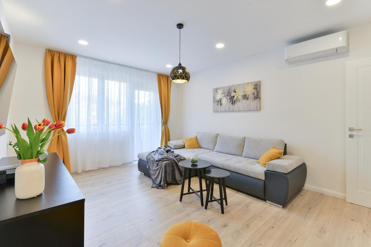 Zara Lumina Apartment Экстерьер фото