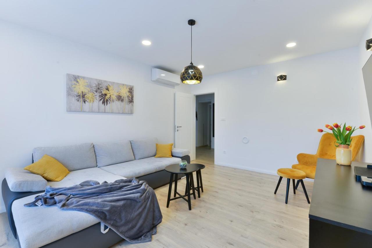 Zara Lumina Apartment Экстерьер фото